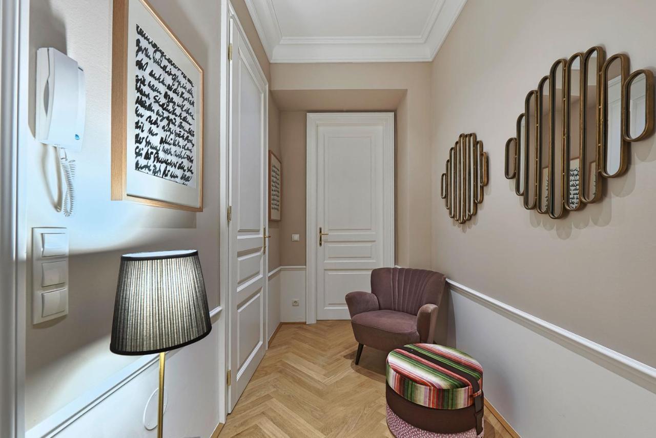 Theobaldgasse - Exclusive Opportunity Since Construction Close By * Wien