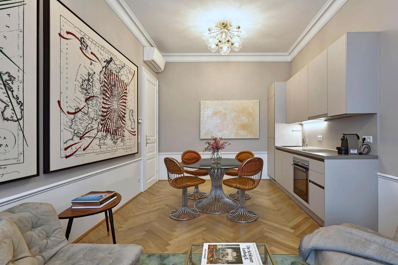 Theobaldgasse - Exclusive Opportunity Since Construction Close By Apartment Wien